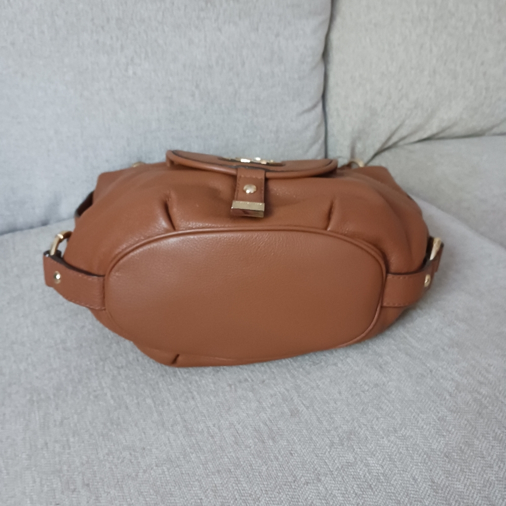 Michael Kors brown soft genuine leather bucket bag - Picture 4 of 14
